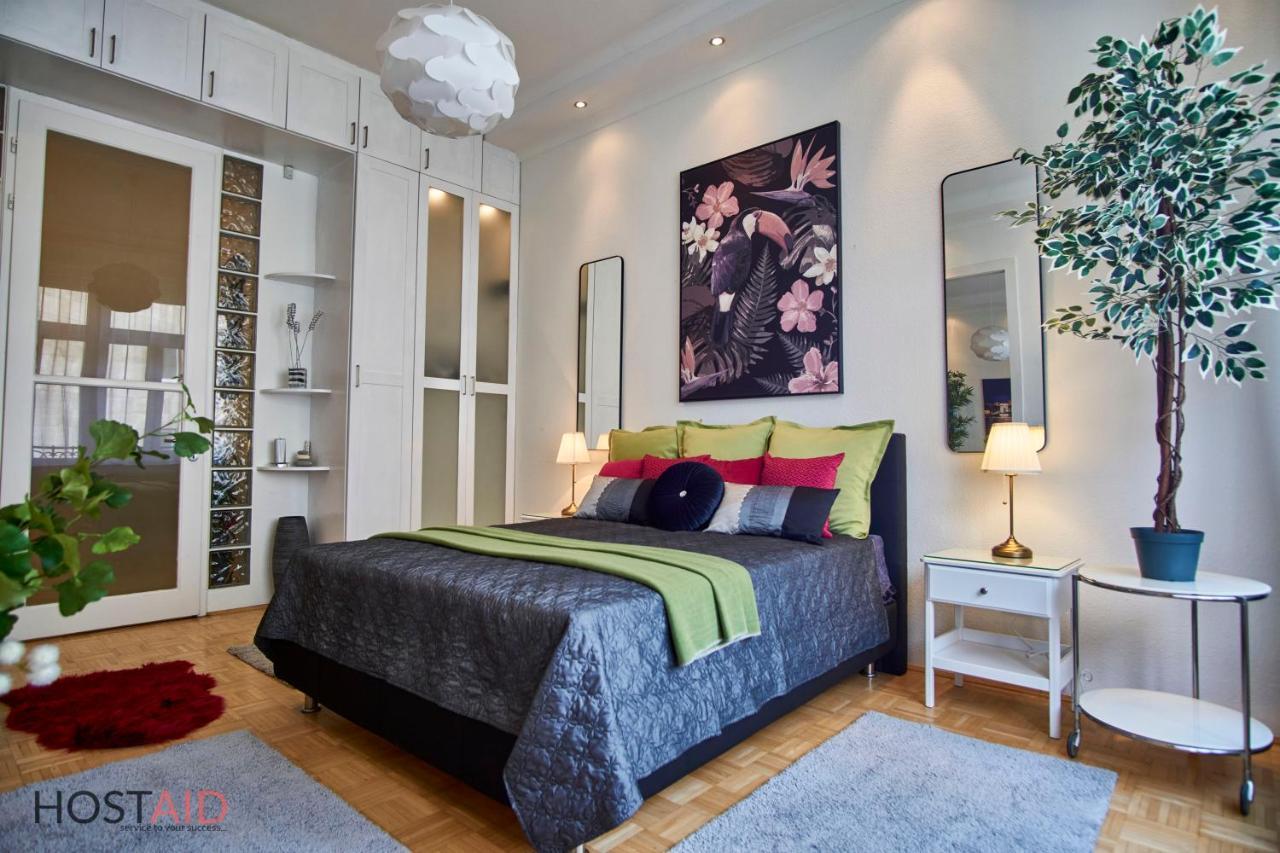 M52 Apartment - Hostaid Budapeste Exterior foto
