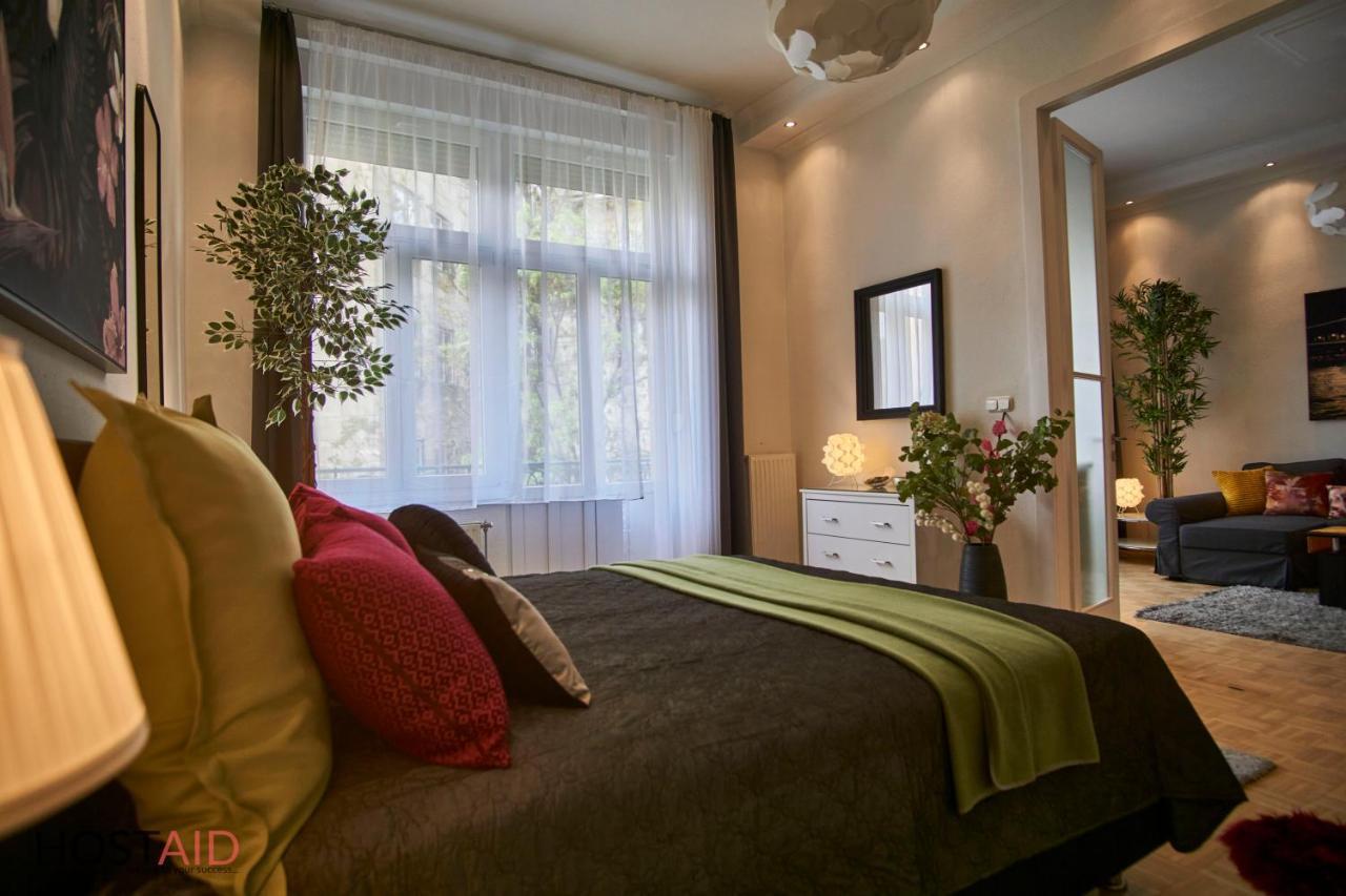 M52 Apartment - Hostaid Budapeste Exterior foto